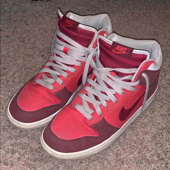 LIMITED EDITION ANKLE HIGH NIKES - Picture 5 of 5